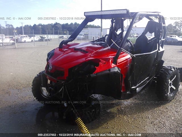 3JBKKHP18BJ000378 - 2011 CAN-AM COMMANDER 1000 XT RED photo 2