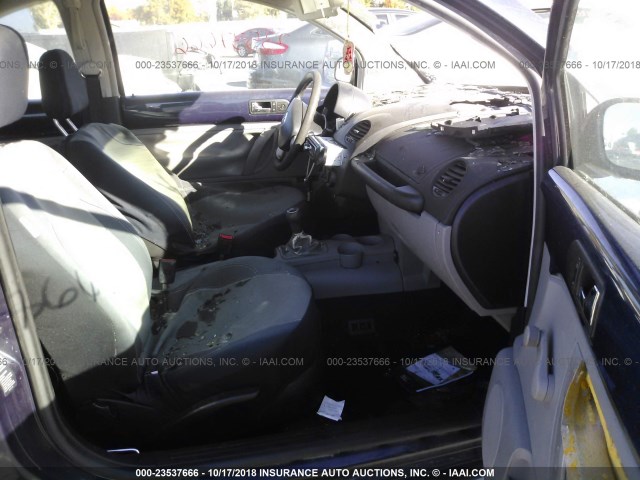 3VWBS21C81M421810 - 2001 VOLKSWAGEN NEW BEETLE GL 蓝色 照片 5