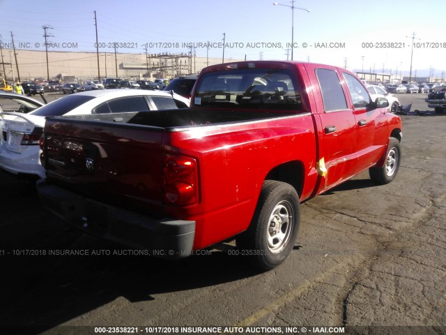 1D7HE28K97S208498 - 2007 DODGE DAKOTA QUAD/ST RED photo 4