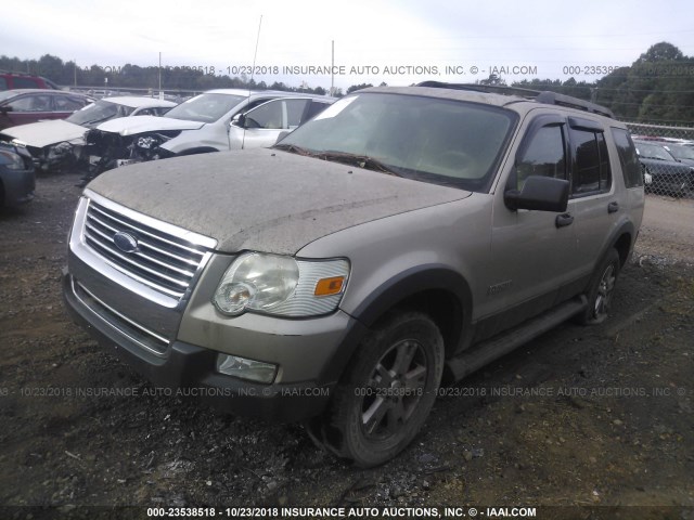 1FMEU63E16UA54375 - 2006 FORD EXPLORER XLT GOLD photo 2