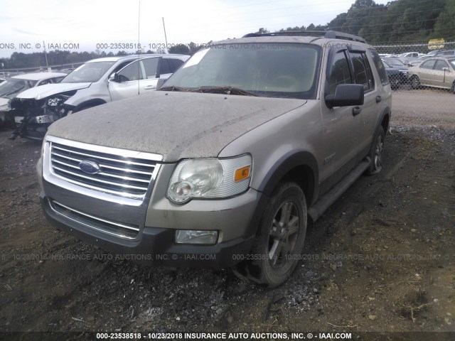 1FMEU63E16UA54375 - 2006 FORD EXPLORER XLT GOLD photo 6