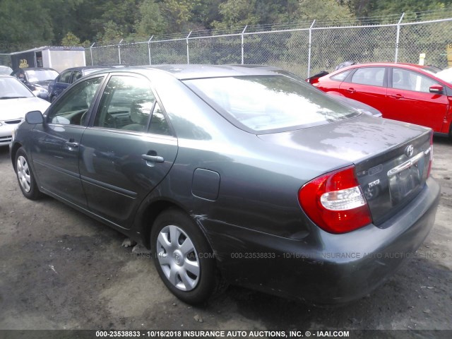 4T1BE32K62U570179 - 2002 TOYOTA CAMRY LE/XLE/SE 灰色 照片 3