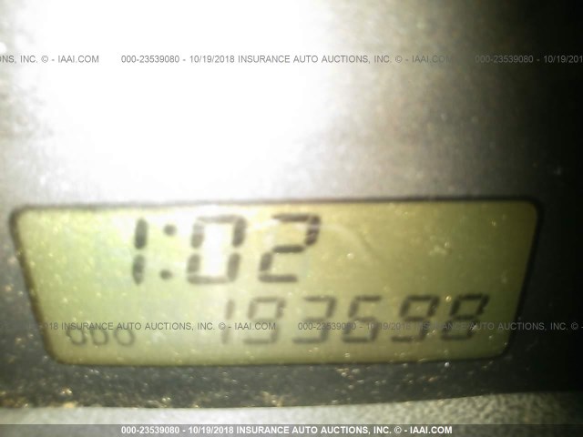 JTLKT334X50180504 - 2005 TOYOTA SCION XB Ақ фото 7