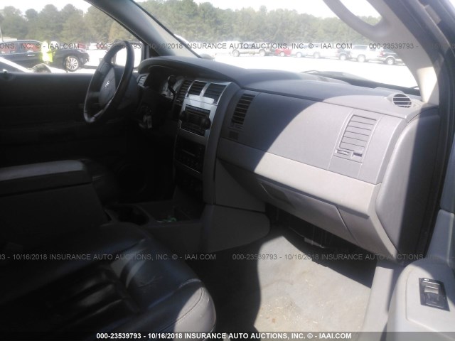 1D4HD58D04F114176 - 2004 DODGE DURANGO LIMITED BLACK photo 5