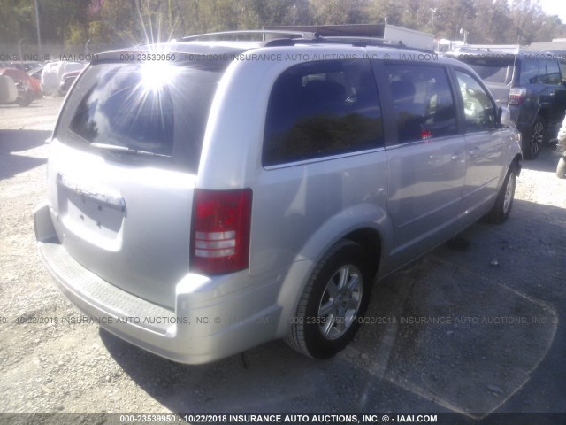 2A8HR54P58R636520 - 2008 CHRYSLER TOWN & COUNTRY TOURING SILVER photo 4