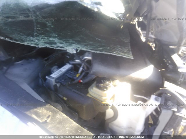 5N1AR2MM4EC614439 - 2014 NISSAN PATHFINDER S/SV/SL/PLATINUM SILVER photo 10