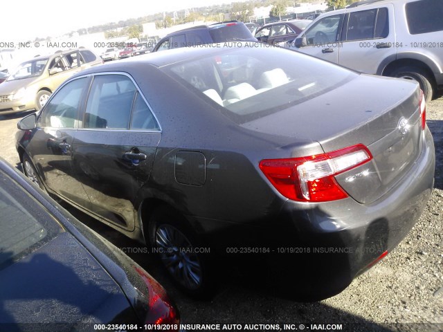 4T1BF1FK5CU577380 - 2012 TOYOTA CAMRY SE/LE/XLE GRAY photo 3