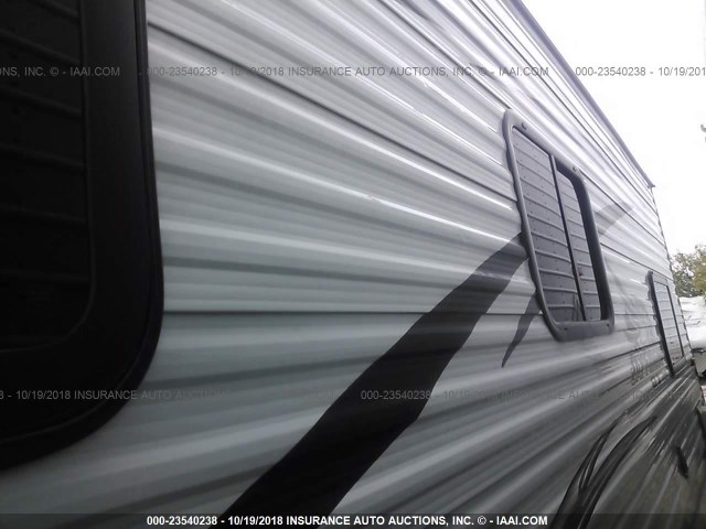 1UJBJ0AJXG17J0136 - 2016 JAYCO JAYFLIGHT  CREAM photo 6