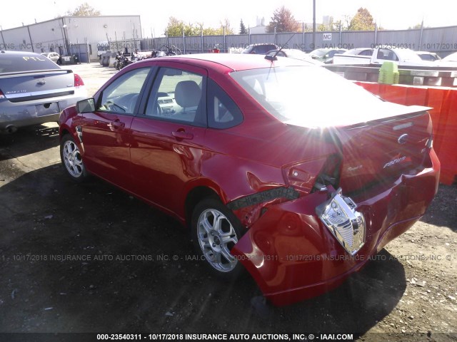1FAHP35N58W251373 - 2008 FORD FOCUS SE/SEL/SES RED photo 3