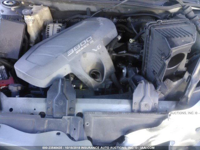 2G2WS522041284146 - 2004 PONTIAC GRAND PRIX GT2 ნაცრისფერი ფოტო 10