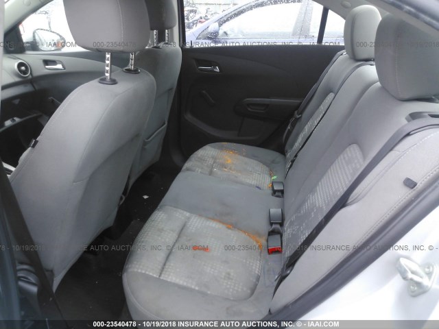 1G1JA5SH5E4236749 - 2014 CHEVROLET SONIC LS 银色 照片 8