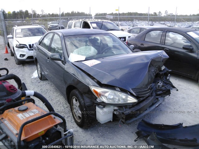 4T1BF32K434044566 - 2003 TOYOTA CAMRY LE/XLE/SE GREEN photo 1