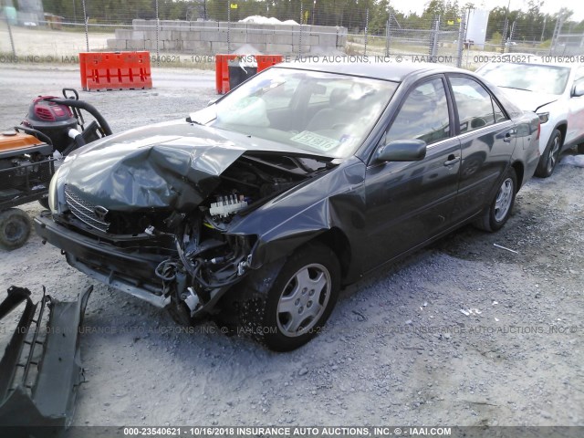 4T1BF32K434044566 - 2003 TOYOTA CAMRY LE/XLE/SE GREEN photo 2