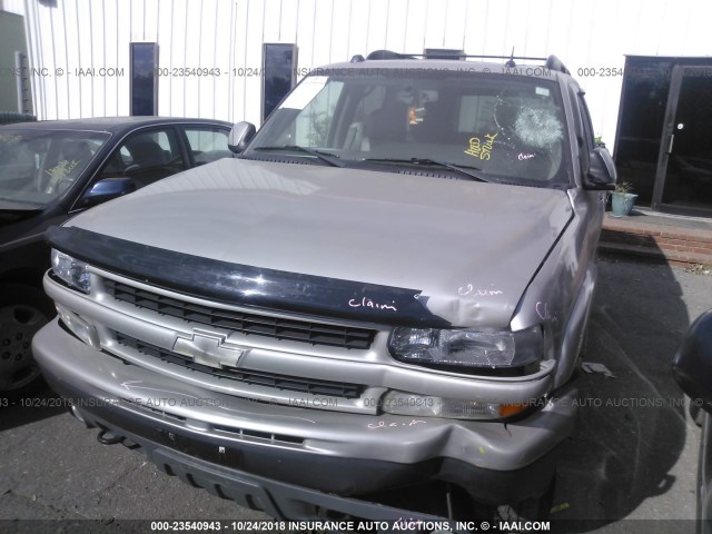 1GNEK13T85R139587 - 2005 CHEVROLET TAHOE K1500 GRAY photo 6