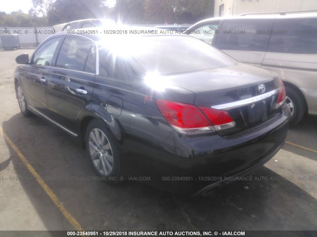 4T1BK3DB2BU389439 - 2011 TOYOTA AVALON LIMITED BLACK photo 3