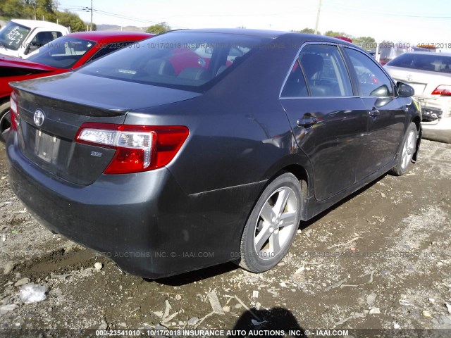 4T1BF1FK0EU753271 - 2014 TOYOTA CAMRY L/SE/LE/XLE 灰色 照片 4