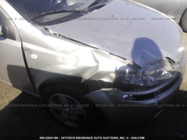 KL1TD62635B487848 - 2005 CHEVROLET AVEO LS SILVER photo 6