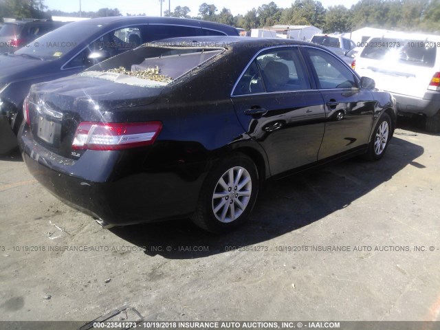 4T1BF3EK8BU159567 - 2011 TOYOTA CAMRY SE/LE/XLE BLACK photo 4