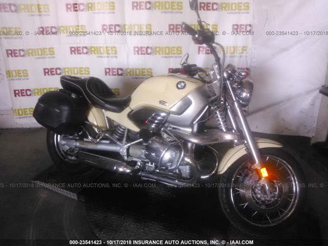 WB10434A1YZA65018 - 2000 BMW R1200 C CREAM photo 1