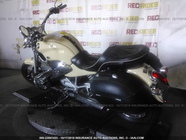 WB10434A1YZA65018 - 2000 BMW R1200 C CREAM photo 3