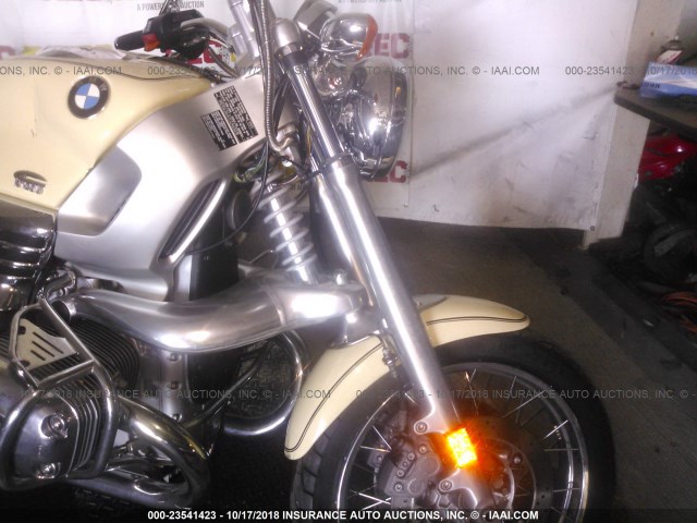 WB10434A1YZA65018 - 2000 BMW R1200 C CREAM photo 5