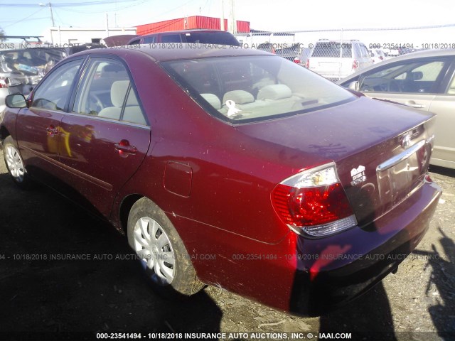 4T1BE32K45U059901 - 2005 TOYOTA CAMRY LE/XLE/SE MAROON photo 3