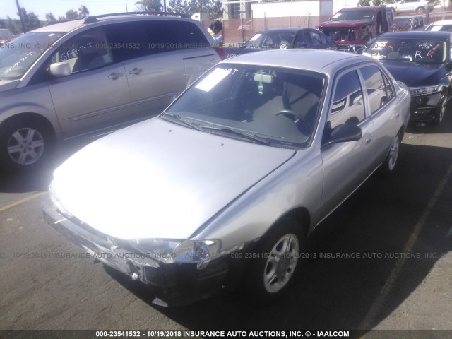 1Y1SK5280WZ419324 - 1998 CHEVROLET GEO PRIZM LSI GRAY photo 2