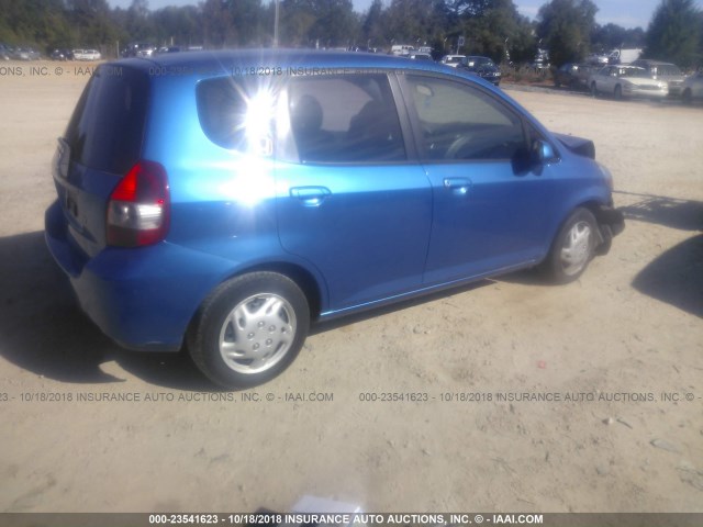 JHMGD38497S009675 - 2007 HONDA FIT BLUE photo 4