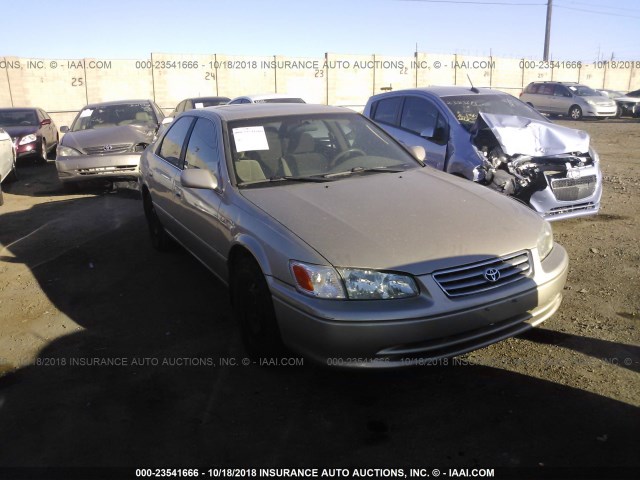 4T1BF22K41U960879 - 2001 TOYOTA CAMRY LE/XLE 棕色 照片 1
