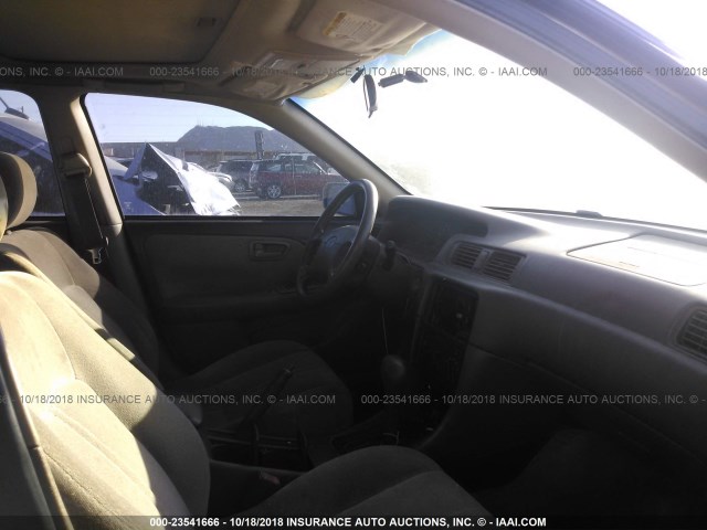 4T1BF22K41U960879 - 2001 TOYOTA CAMRY LE/XLE 棕色 照片 5