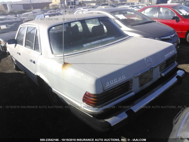 11612012020348 - 1980 MERCEDES-BENZ 300 GRAY photo 3