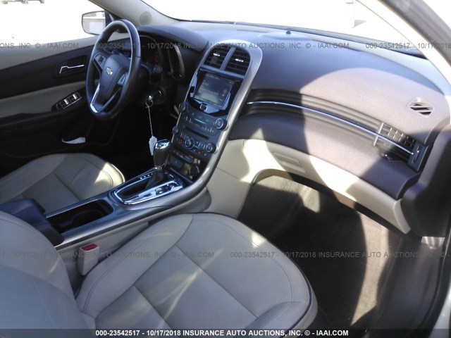 1G11J5SX6DF215788 - 2013 CHEVROLET MALIBU LTZ 金色 照片 5