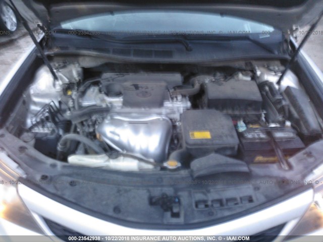 4T1BF1FK3DU267505 - 2013 TOYOTA CAMRY L/SE/LE/XLE Gümüş foto 10
