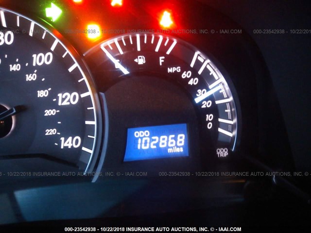 4T1BF1FK3DU267505 - 2013 TOYOTA CAMRY L/SE/LE/XLE Gümüş foto 7