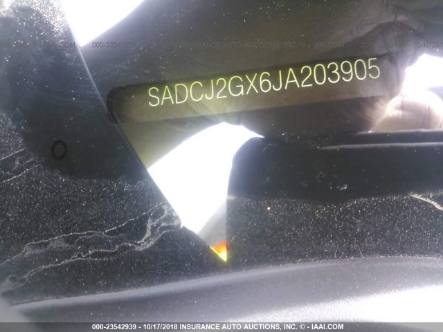 SADCJ2GX6JA203905 - 2018 JAGUAR F-PACE PREMIUM GRAY photo 9