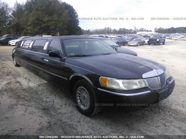 1L1FM81W1YY845322 - 2000 LINCOLN TOWN CAR EXECUTIVE BLACK photo 1