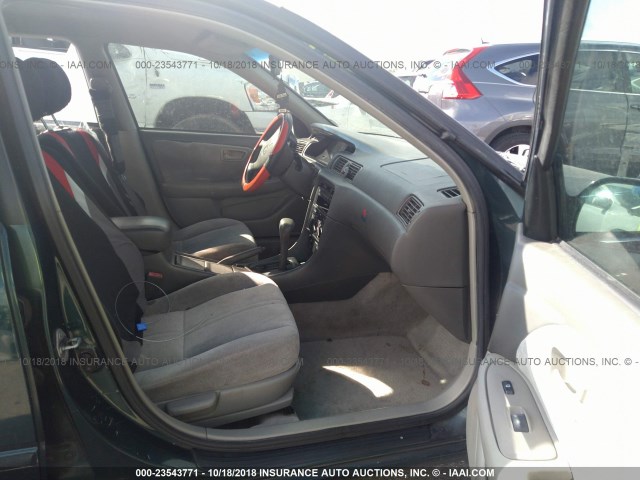 JT2BG22K0W0144017 - 1998 TOYOTA CAMRY CE/LE/XLE 绿色 照片 5