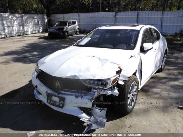 19UUB1F3XJA006632 - 2018 ACURA TLX WHITE photo 6