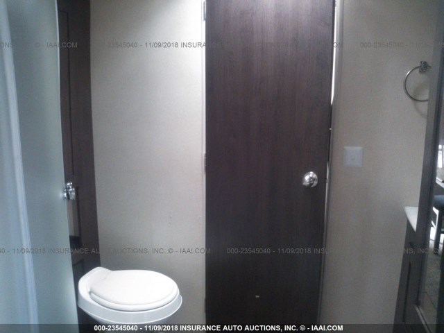 4X4TSMM27KA323530 - 2019 FOREST RIVER SALEM  白色 照片 5