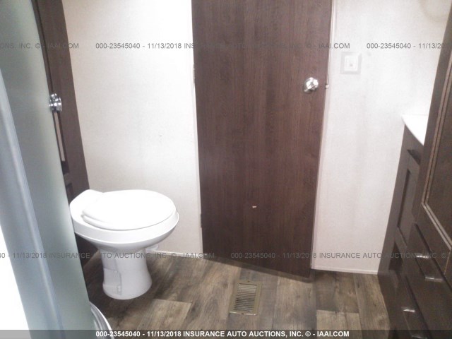 4X4TSMM27KA323530 - 2019 FOREST RIVER SALEM  白色 照片 8