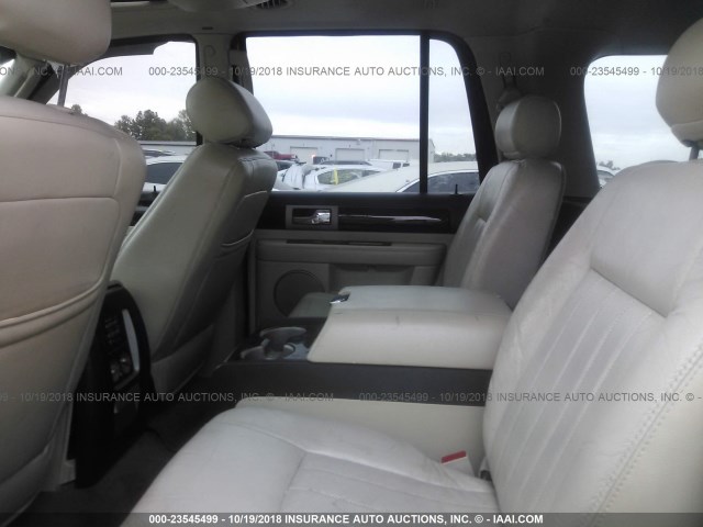 5LMFU27R43LJ51367 - 2003 LINCOLN NAVIGATOR Biały zdjęcie 8