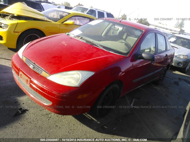 1FAFP33P52W221440 - 2002 FORD FOCUS LX RED photo 2