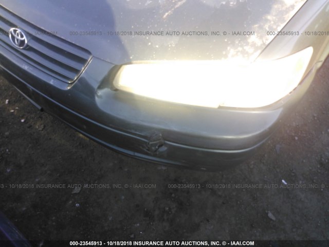 4T1BG22K8XU411031 - 1999 TOYOTA CAMRY CE/LE/XLE 绿色 照片 6