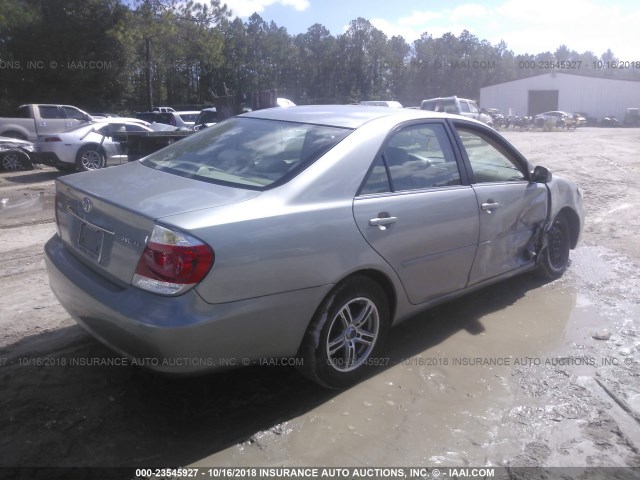 4T1BE30K05U501432 - 2005 TOYOTA CAMRY LE/XLE/SE SILVER photo 4