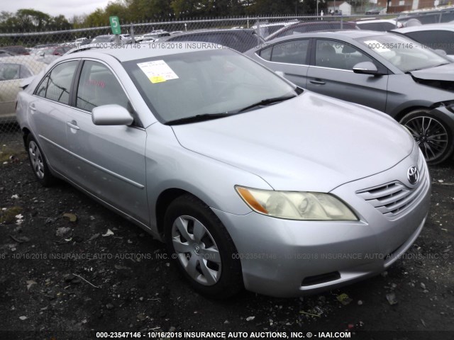4T1BE46K97U036469 - 2007 TOYOTA CAMRY NEW GENERAT CE/LE/XLE/SE SILVER photo 1