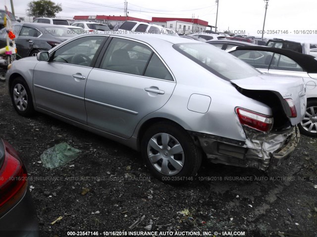4T1BE46K97U036469 - 2007 TOYOTA CAMRY NEW GENERAT CE/LE/XLE/SE SILVER photo 3