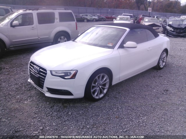 WAULFAFH4DN001060 - 2013 AUDI A5 PREMIUM PLUS WHITE photo 2