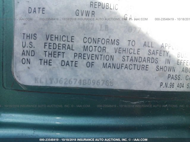 KL1TJ62674B096788 - 2004 CHEVROLET AVEO LS GREEN photo 9