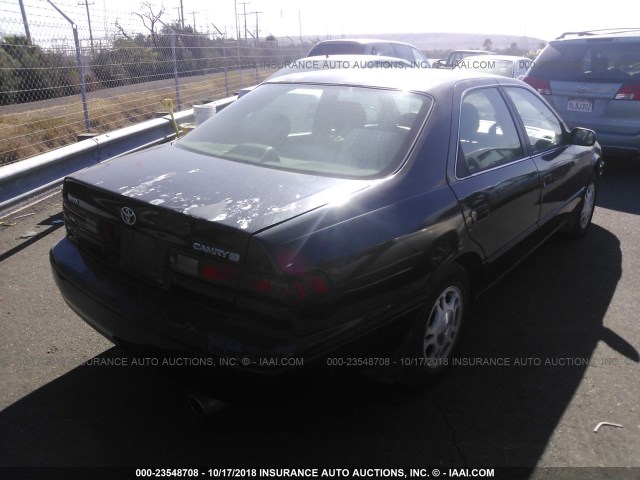 4T1BG22K4XU549987 - 1999 TOYOTA CAMRY CE/LE/XLE 黑色 照片 4