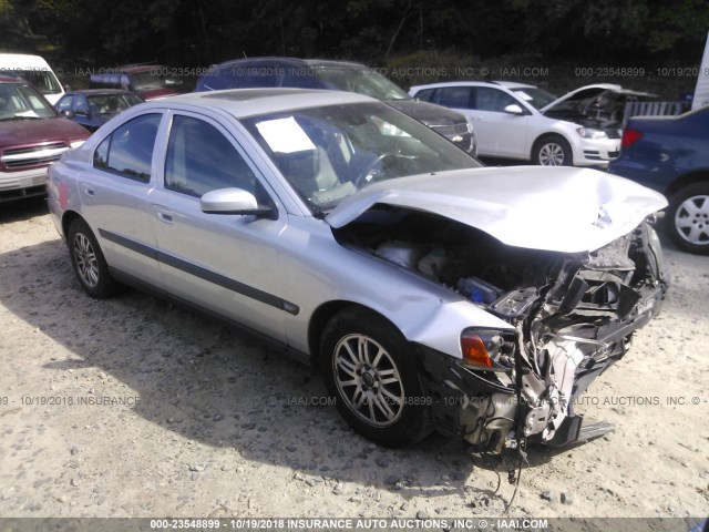 YV1RS61T142325077 - 2004 VOLVO S60 SILVER photo 1